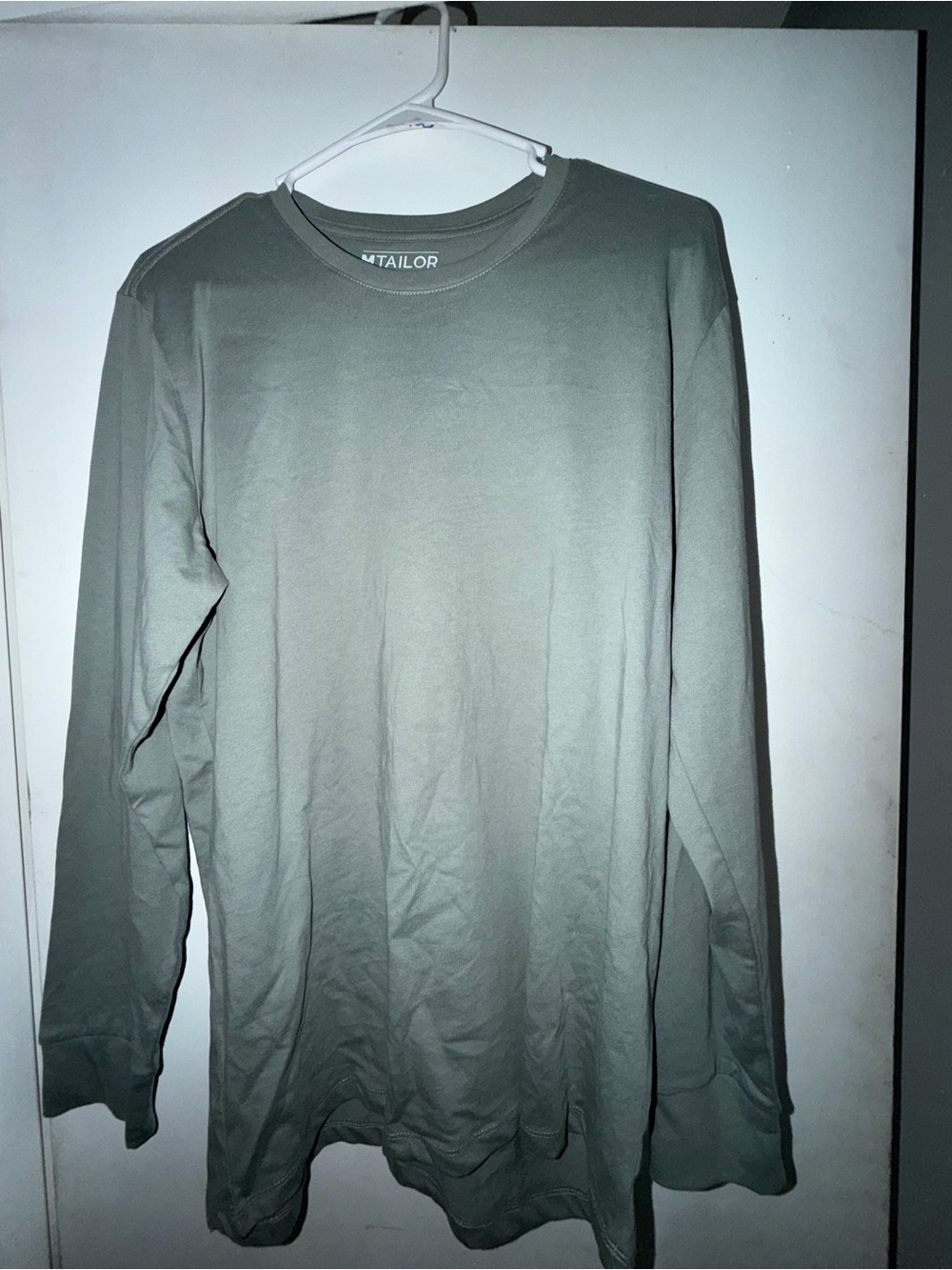 Tailor Men's Long-Sleeve Crewneck Shirt - Sage Green